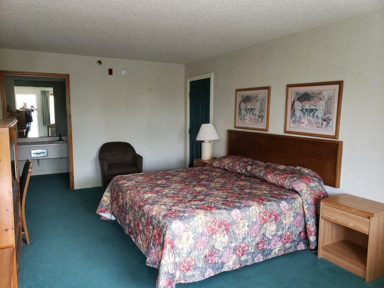 Four Seasons Inn ブランソン エクステリア 写真
