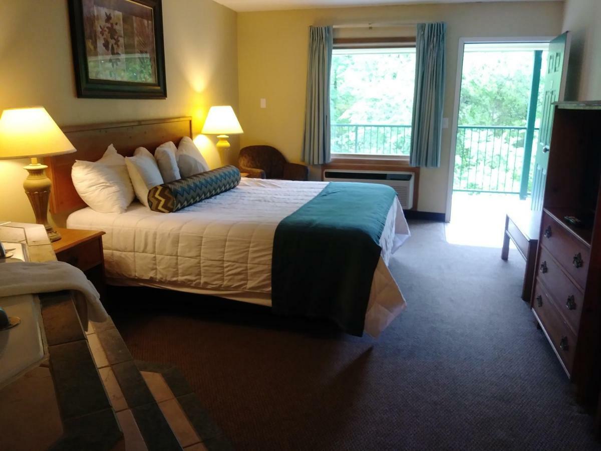 Four Seasons Inn ブランソン エクステリア 写真
